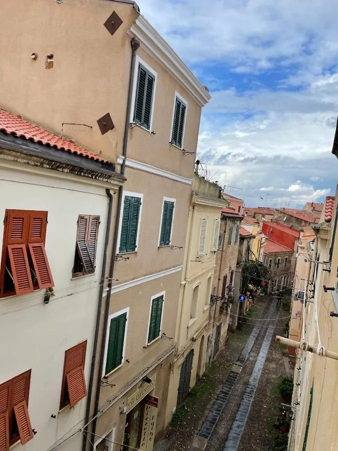 Aigua Guest House Alghero 2*,